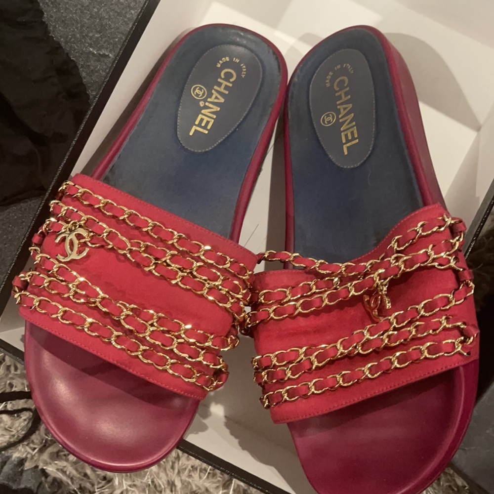 Slides - Picture 2 of 3